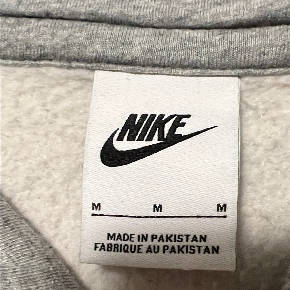 Nike Men's Gray Hoodie - Picture 2 of 3
